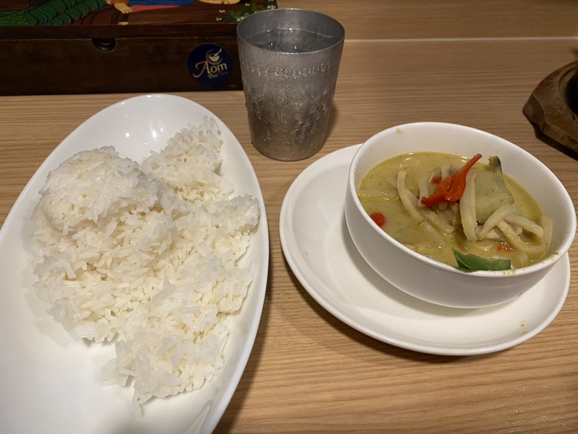 オーム タイ テースト 西日暮里駅 ランチ ディナー 予約