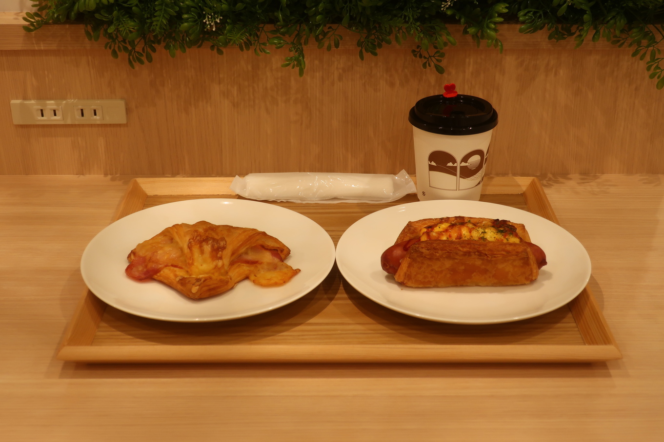 Uni Coffee Roastery 大船店 大船駅 ランチ ディナー 予約